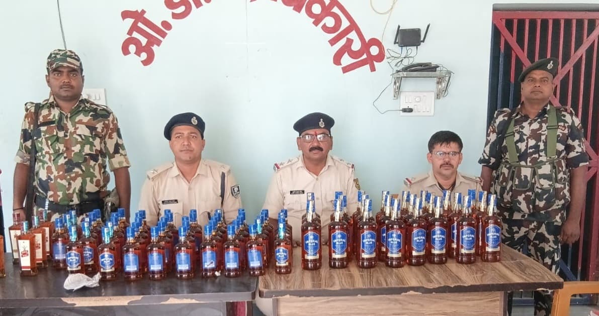 37 लीटर शराब के साथ बाइक जब्त, तस्कर फरार