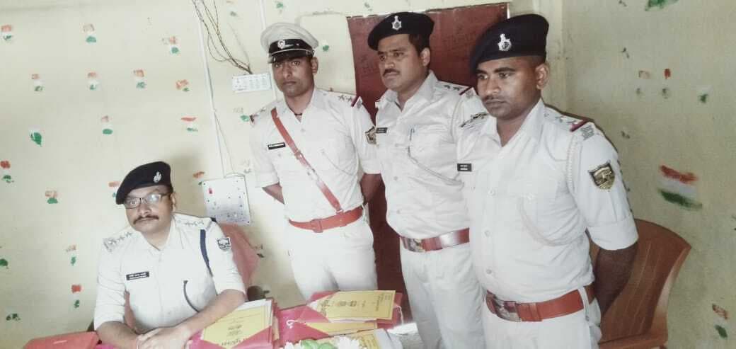 Madhubani News : डीएसपी ने पतौना थाने का किया निरीक्षण