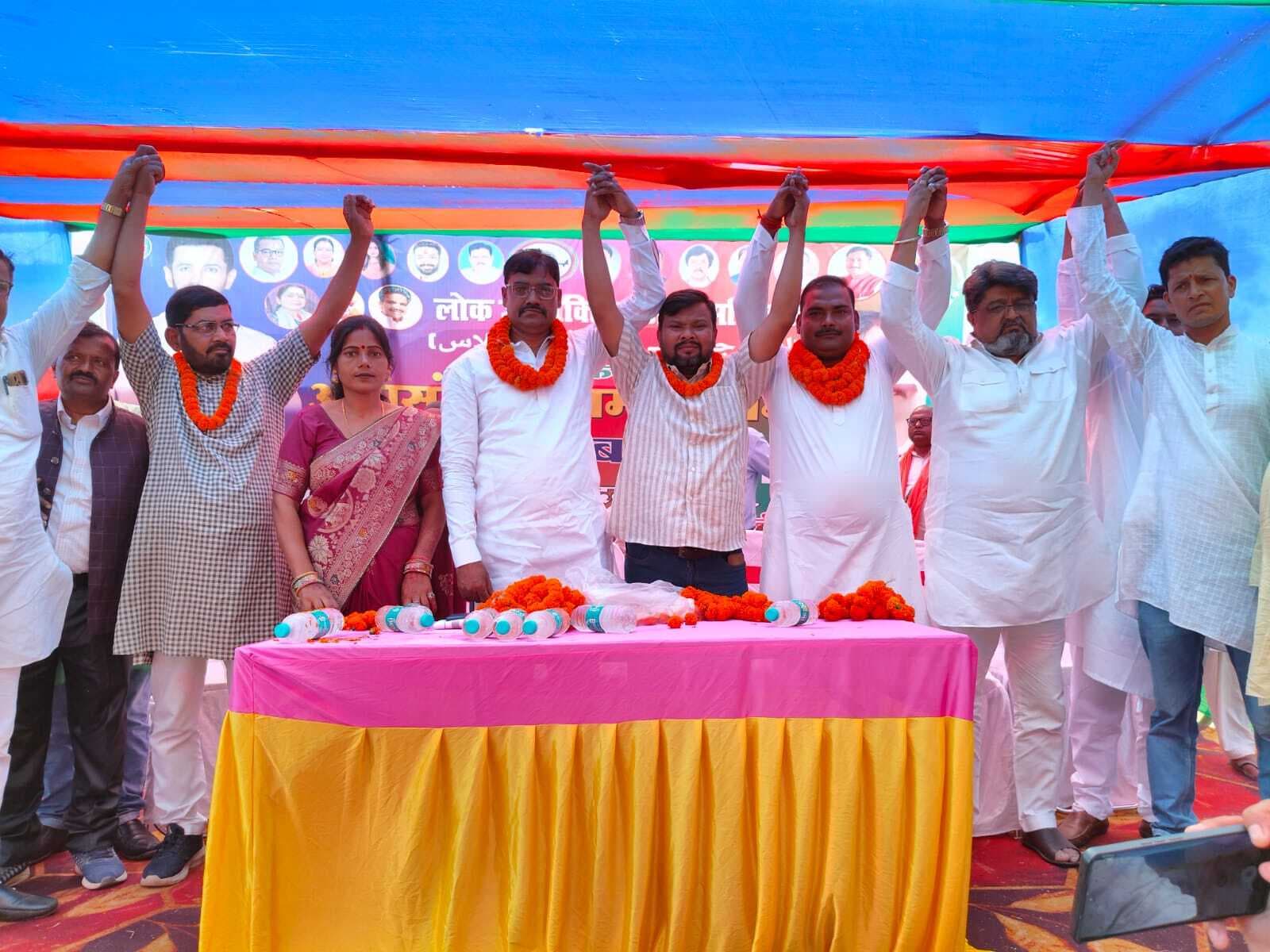 Madhubani News : सम्मान समारोह का हुआ आयोजन