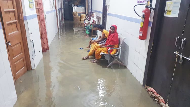 Aurangabad News : आंधी-पानी : 45 मिनट की बारिश, शहर से लेकर अस्पताल तक पानी-पानी