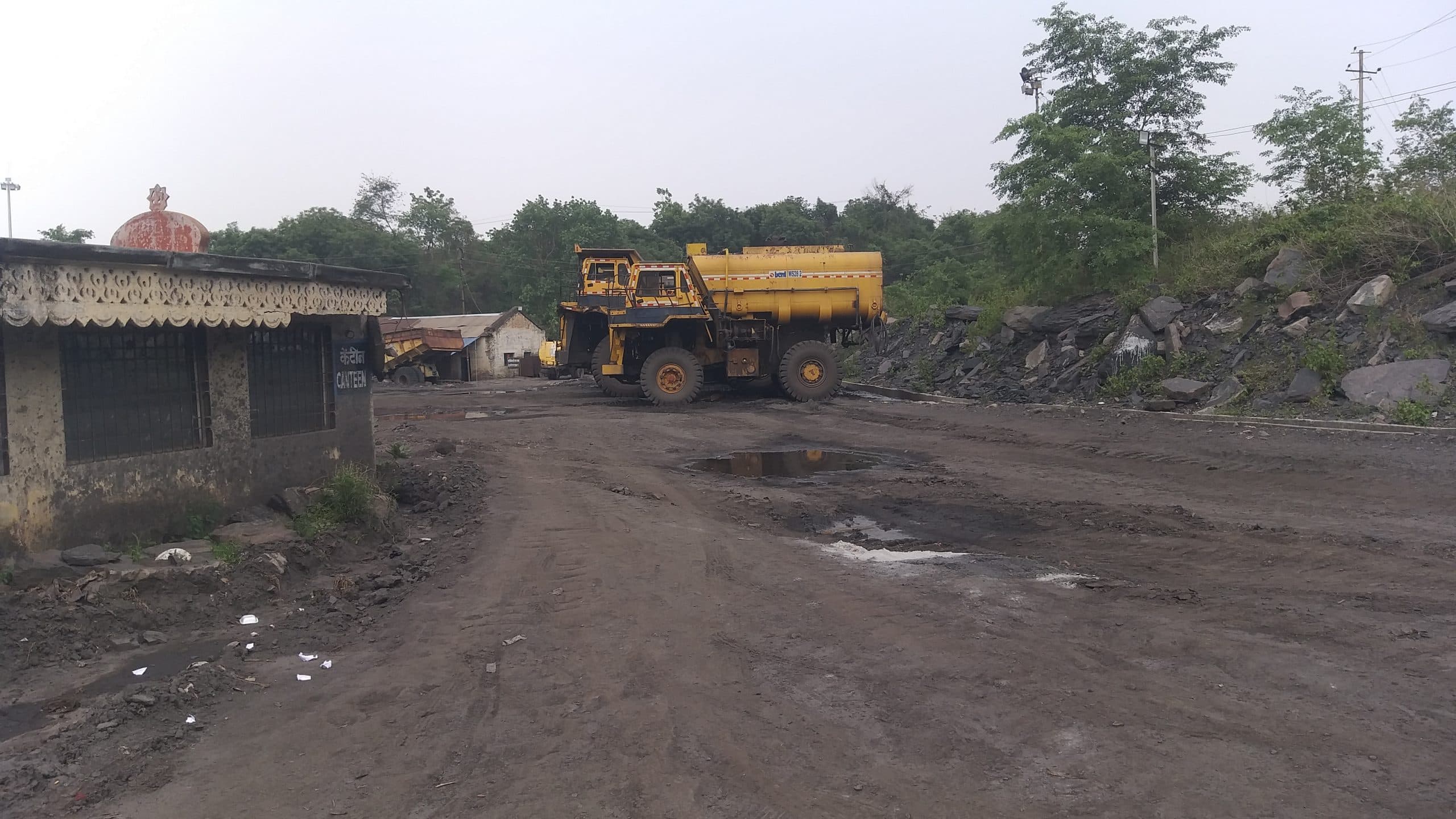 Bokaro News : शिफ्टिंग प्रक्रिया की धीमी गति से प्रबंधन चिंतित