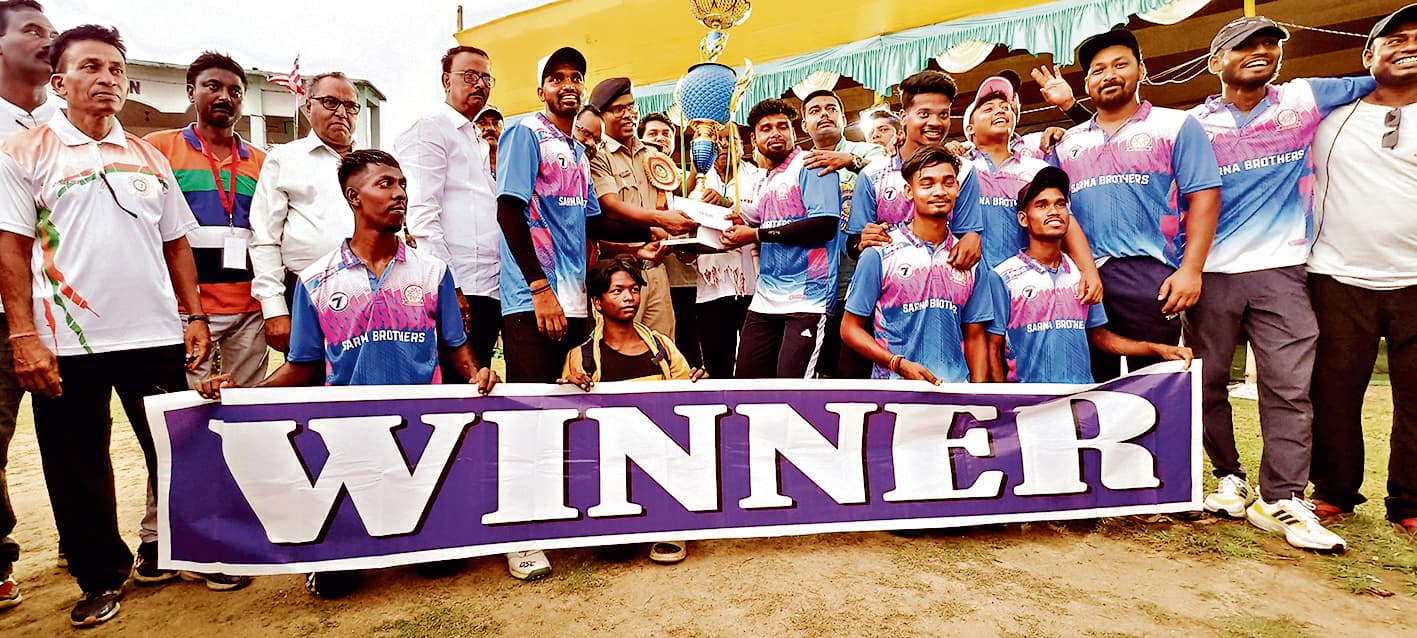 Chaibasa News :  सरना ब्रदर्स जमशेदपुर बना चैंपियन