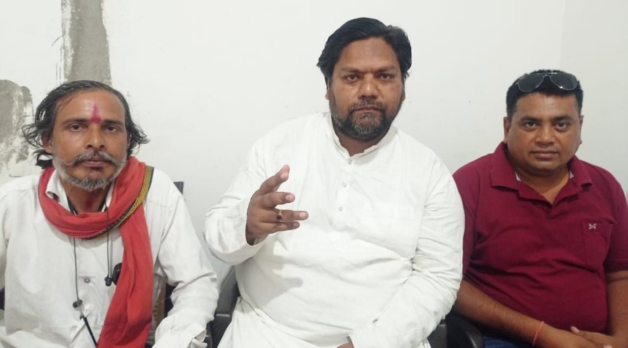 Bokaro News : बोकारो विधायक के कार्यों से घबरा गये हैं पूर्व विधायक