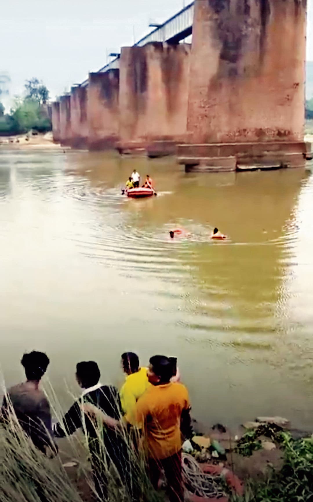 Rourkela News: प्रधानपल्ली रेलवे ब्रिज पर सेल्फी ले रहा आइटीआइ का छात्र कोयल नदी में गिरा, मौत