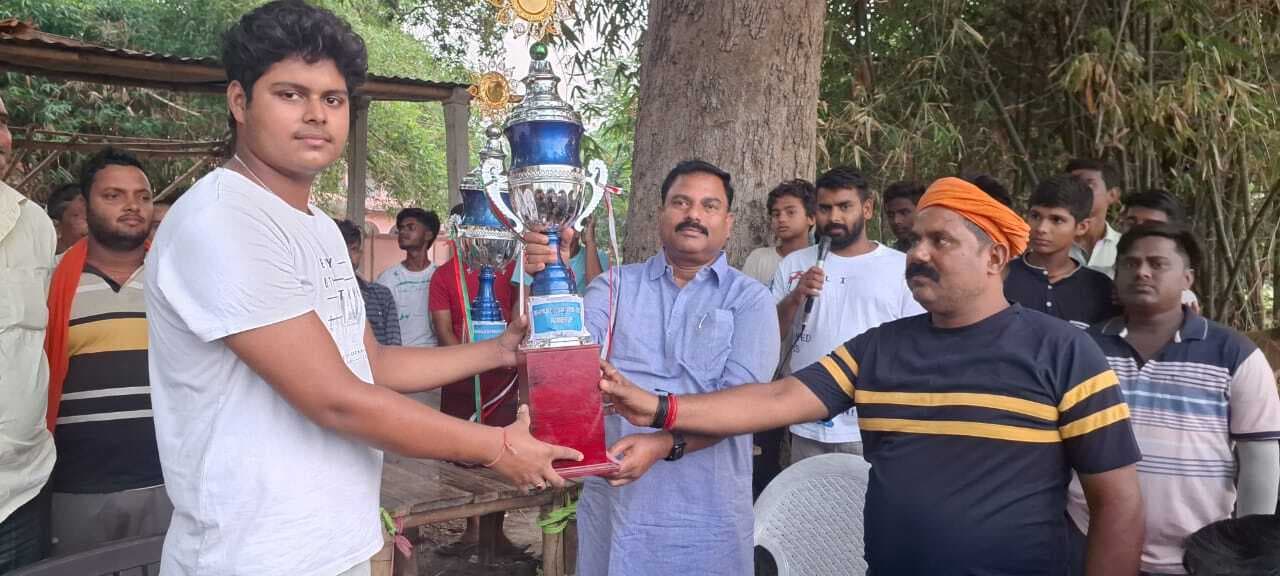 Samastipur News:टूर्नामेंट का विजेता बना मोहिउद्दीननगर की टीम