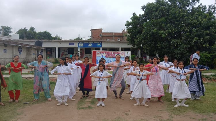 जिनके अंदर कला होती है वे हो जाते हैं अमरः डॉ संजय