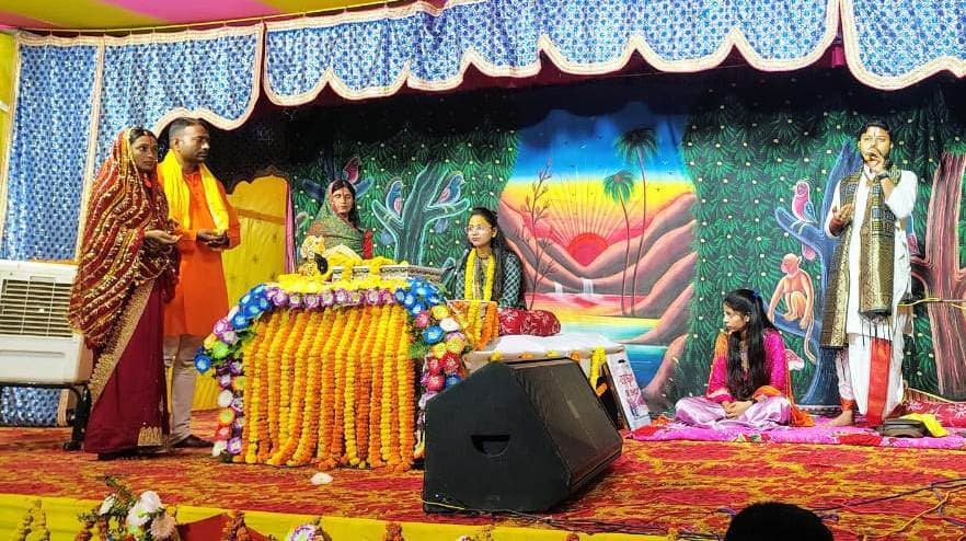 अहंकार व्यक्ति की बुद्धि व ज्ञान का हरण कर लेता है, इसलिए विनम्र रहिए : वंदना किशोरी