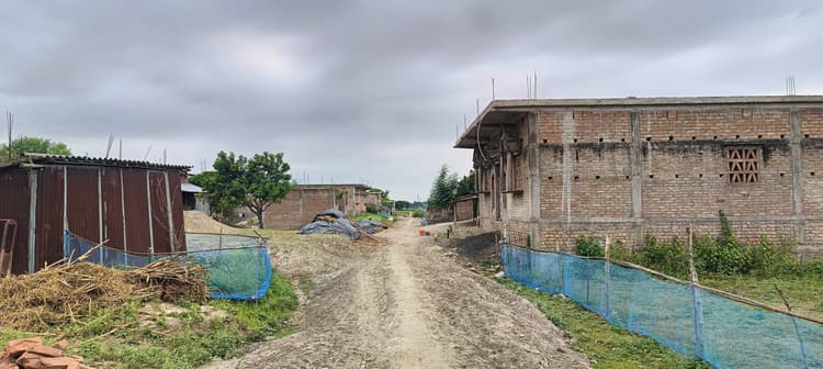 नया टोला में दो साल से बिजली नहीं, ग्रामीण परेशान