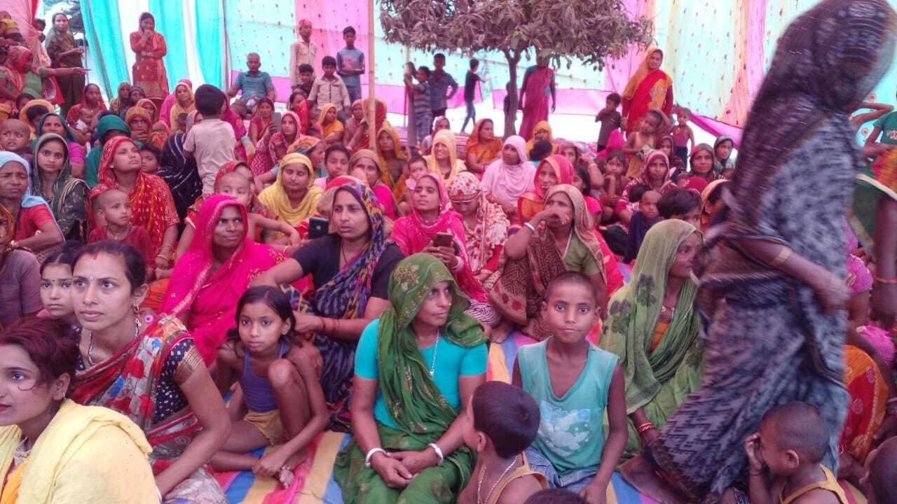 महिलाओं ने अपनी समस्याओं से कराया अवगत