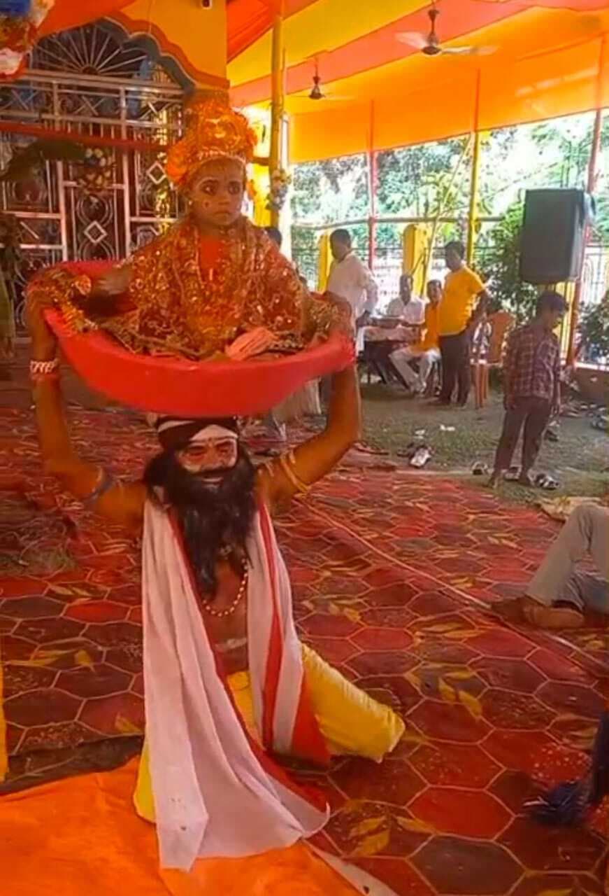 हरिनाम संकीर्तन से माहौल भक्तिमय