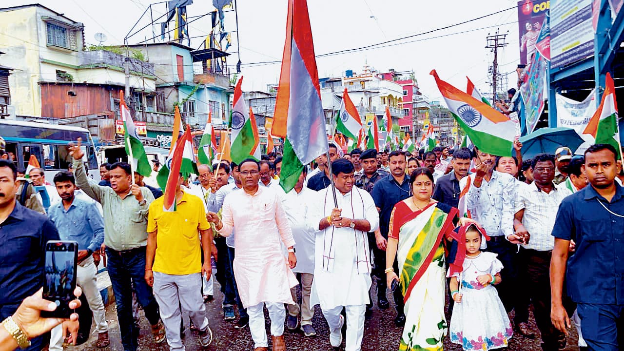 भाजपा ने राज्यभर में निकाली तिरंगा यात्रा