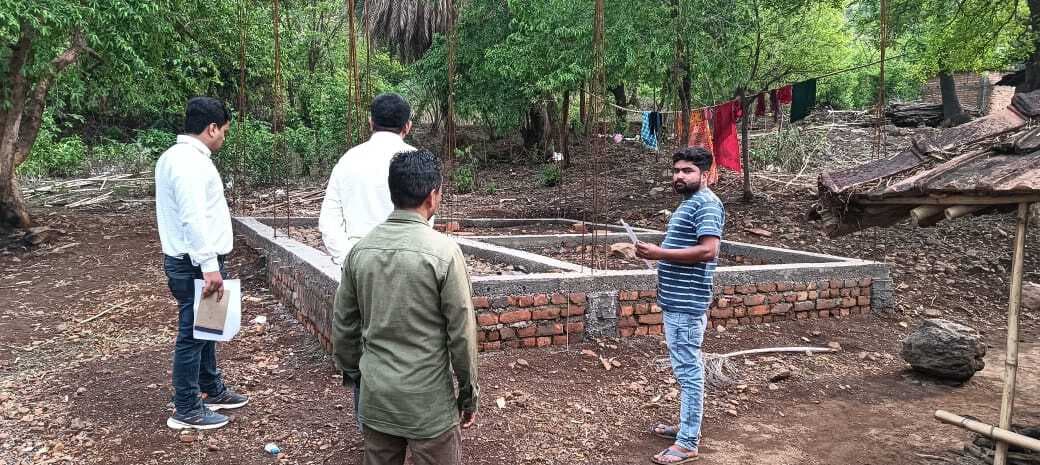 गलत तरीके से आवास का लाभ लेने वालों से रिकवरी का आदेश