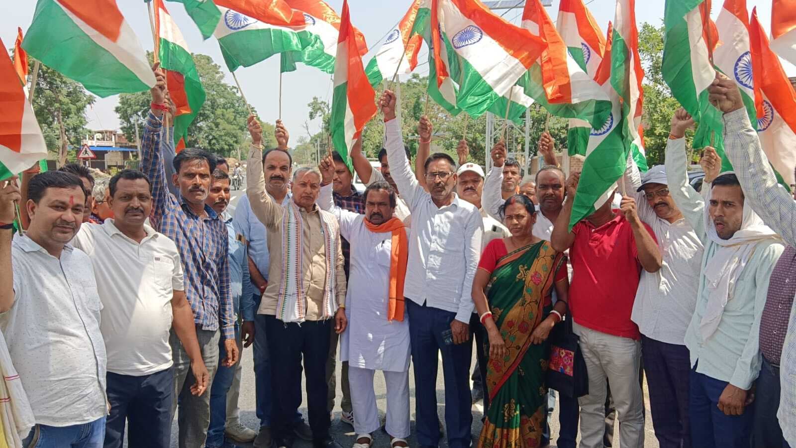 ऑपरेशन सिंदूर की सफलता पर निकली तिरंगा यात्रा