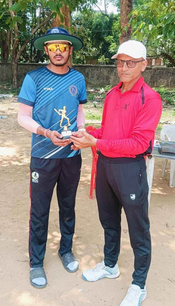jsca a division t-20 ritesh patel: रितेश पटेल ने खेली 105 रनों की धमाकेदार पारी