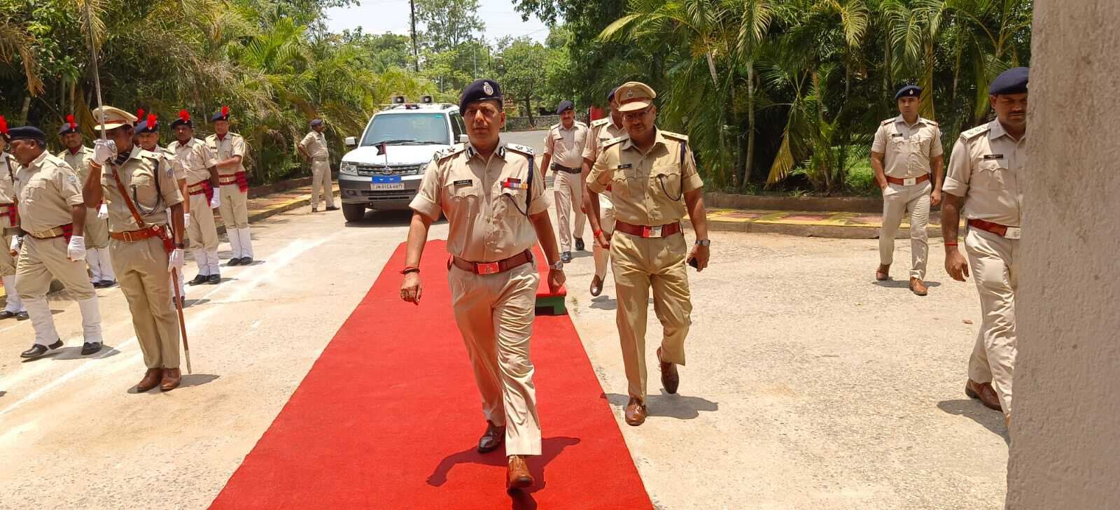 जेल से रिहा नक्सलियों और अपराधियों का करें नियमित सत्यापन : आइजी