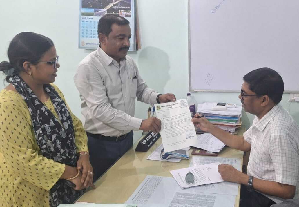 ऑटो व टोटो से बच्चों को स्कूल लाने-ले जाने पर रोक लगाने की मांग