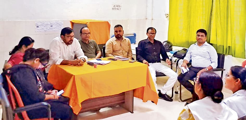 Saran News : टीकाकरण व स्वास्थ्य सेवाओं को लेकर एएनएम, जीएनएम को दिया गया प्रशिक्षण