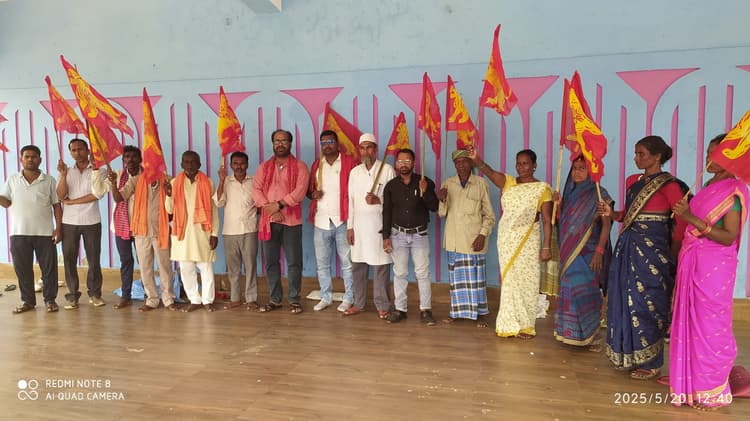 Giridih News : चार लेबर कोड वापस ले केंद्र सरकार : राजेश