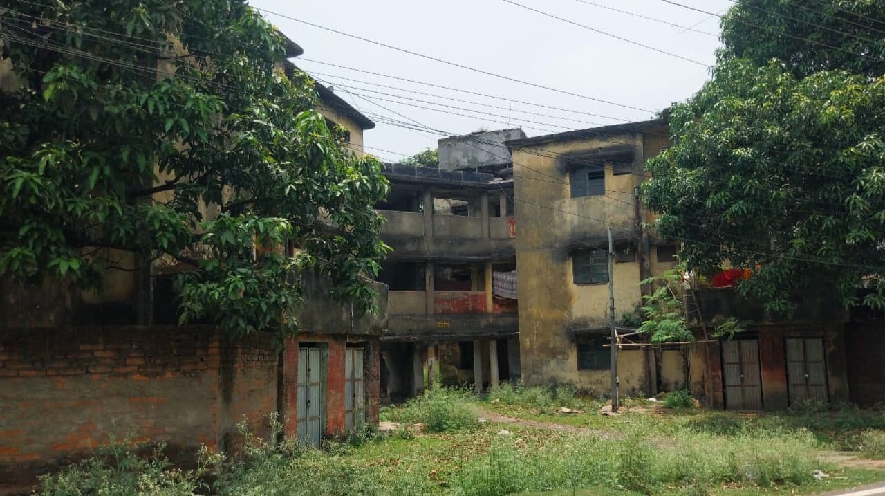 Bokaro News : असुरक्षित घोषित 161 ब्लॉक के स्थानांतरण की प्रक्रिया शीघ्र करें पूरा