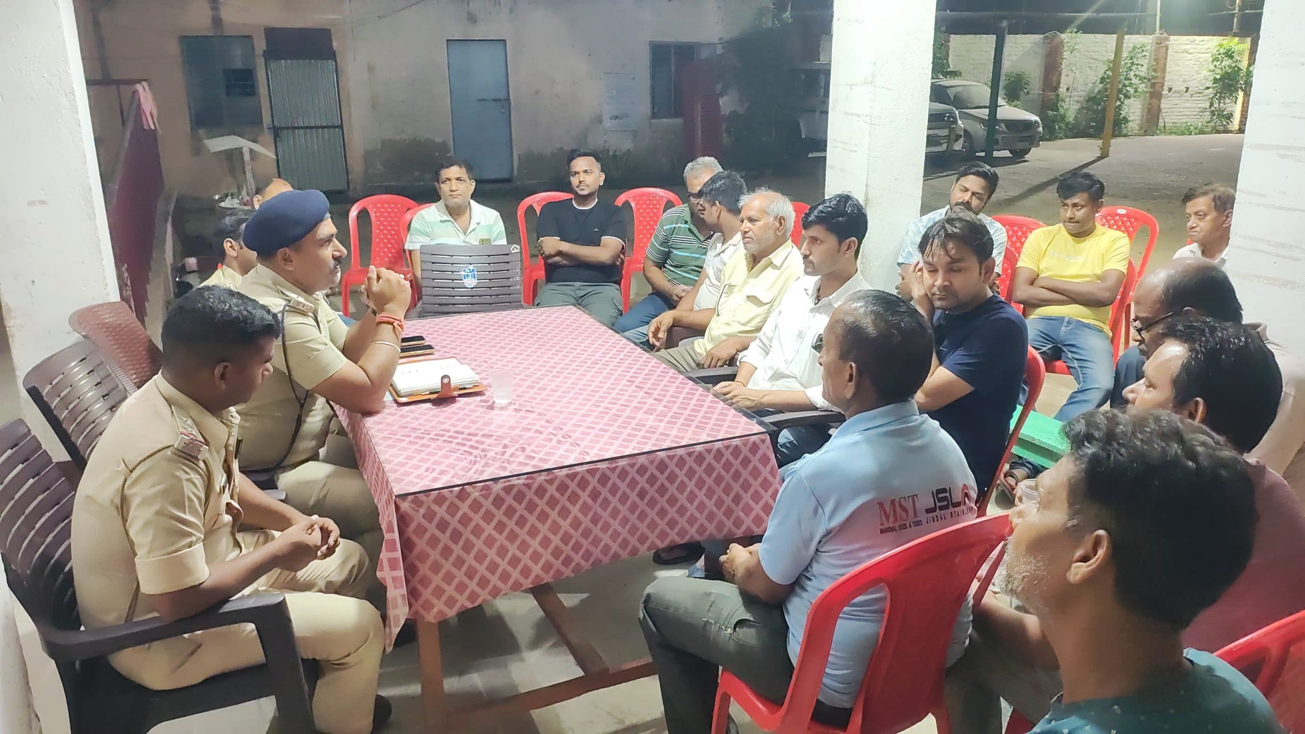 Bhagalpur News: होटल संचालक के साथ बैठक, सुरक्षा व्यवस्था पर जोर