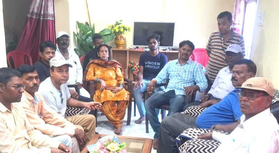 Dhanbad News: सिंदरी: मारपीट मामले में भाजपा नेता लक्की सिंह के दो समर्थक गिरफ्तार