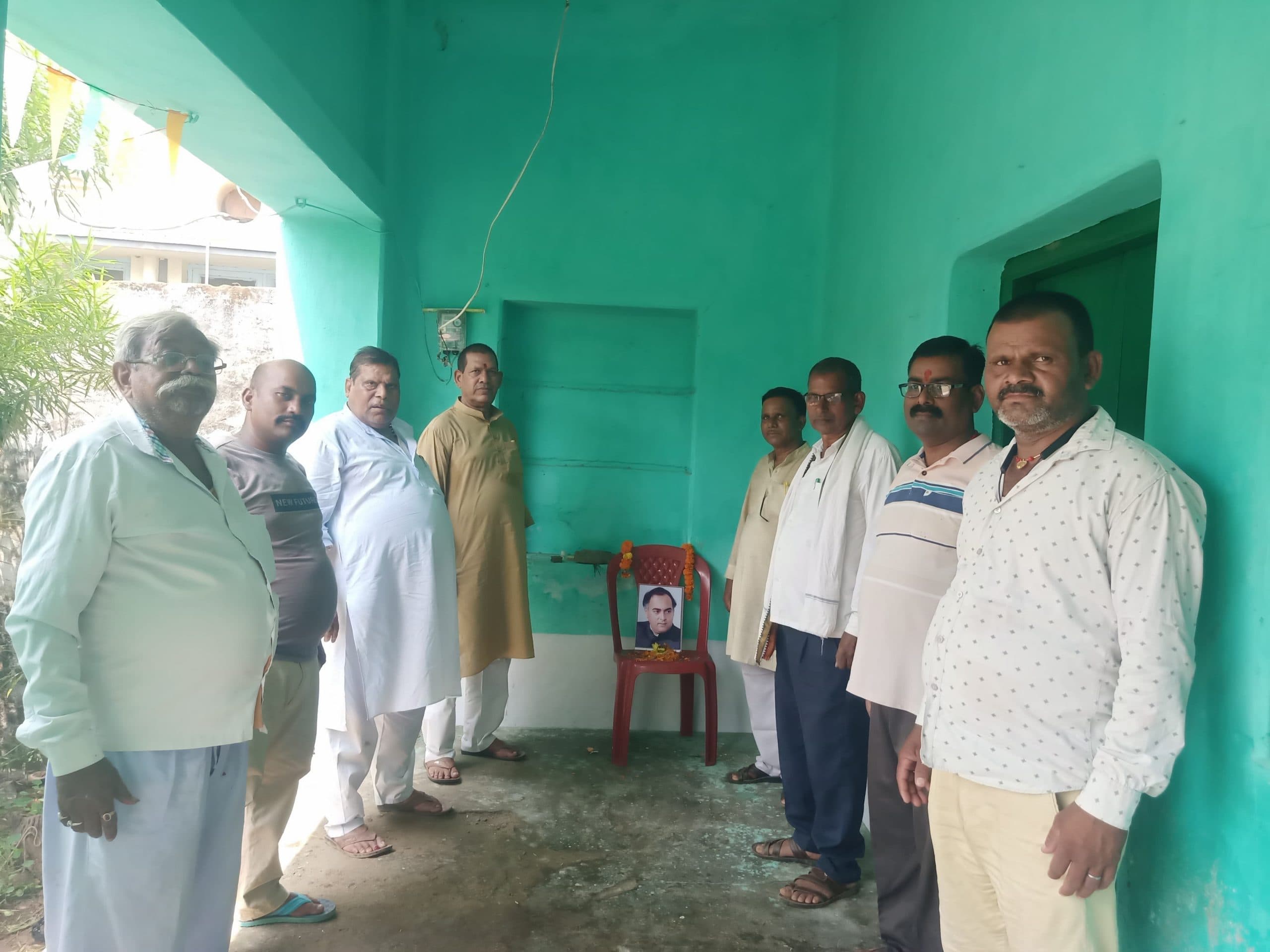 पुण्यतिथि पर याद किये पूर्व पीएम राजीव गांधी