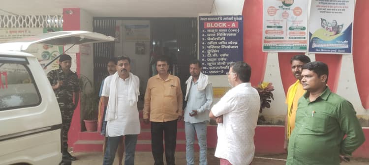 मेदनीपुर गांव में छत पर गेहूं बटोर रहे मजदूर गिरा ठनका, मौत