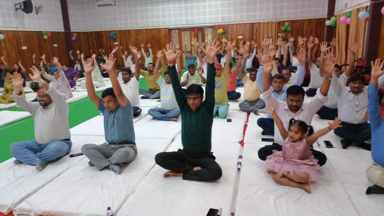 रेलवे ऑफिसर्स क्लब में तीन दिवसीय शिविर का आयोजन