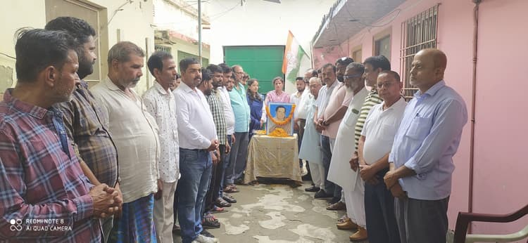 राजीव गांधी थे आधुनिक भारत के निर्माता