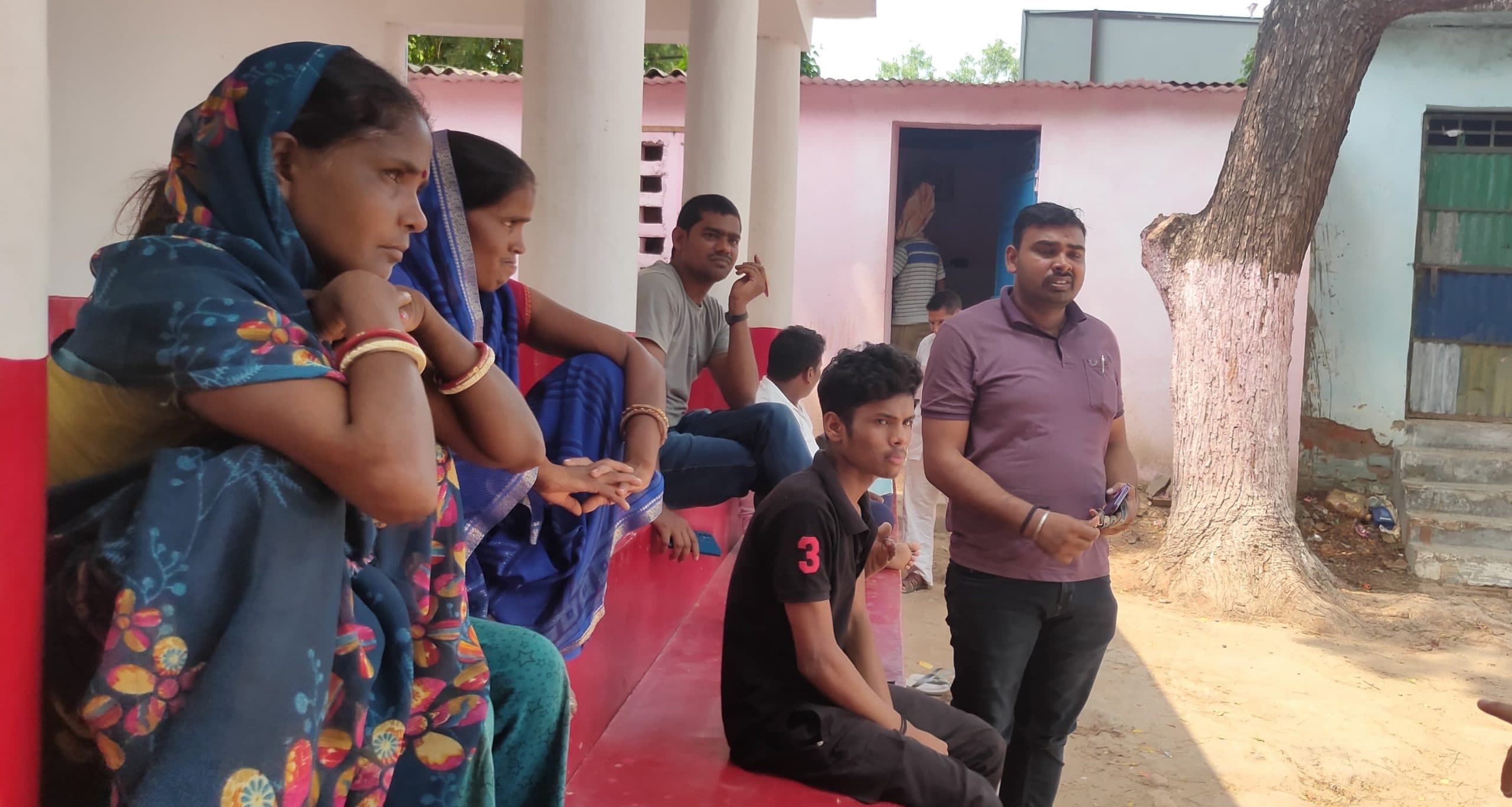 प्रेम प्रसंग में हुई शादी, दस दिन बाद ही विवाहिता नवजात को छोड़कर लापता