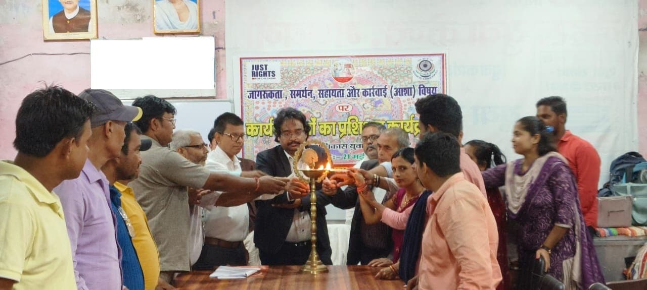 Madhubani News : बाल विवाह रोकने के लिए जागरूकता विषय पर कार्यक्रम का हुआ आयोजन