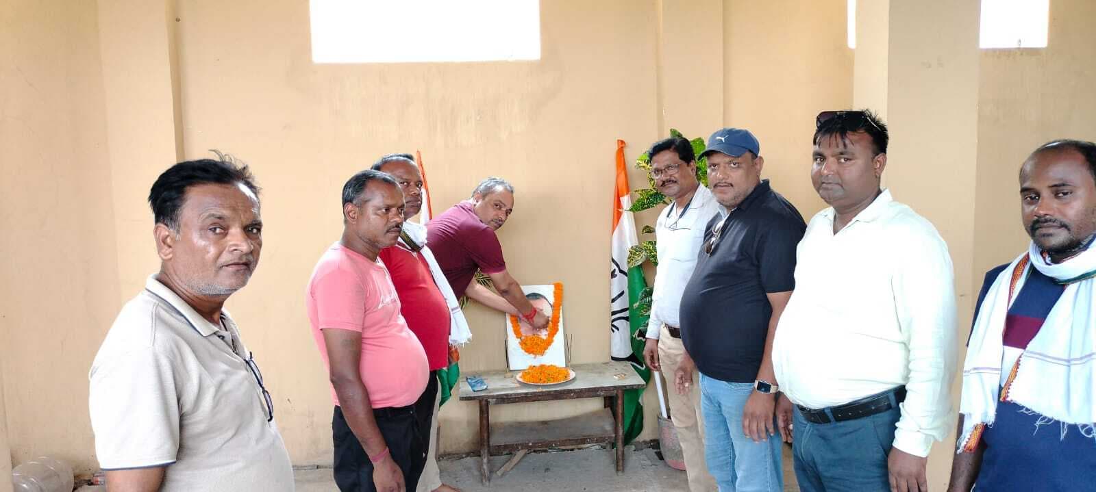 Bokaro News : पूर्व प्रधानमंत्री राजीव गांधी की पुण्यतिथि मनी