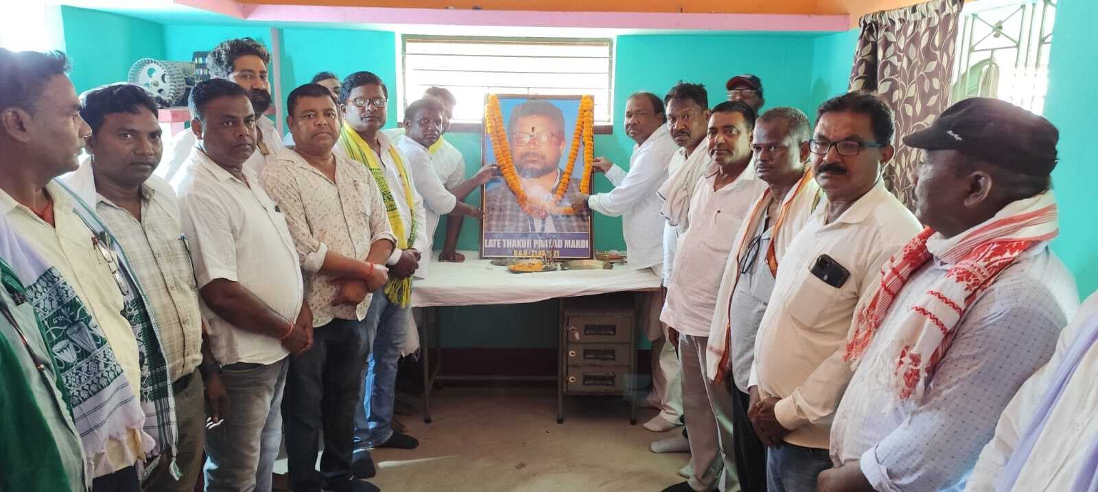 East Singhbhum News : ठाकुर मार्डी की पुण्यतिथि पर शिक्षा मंत्री ने श्रद्धांजलि दी