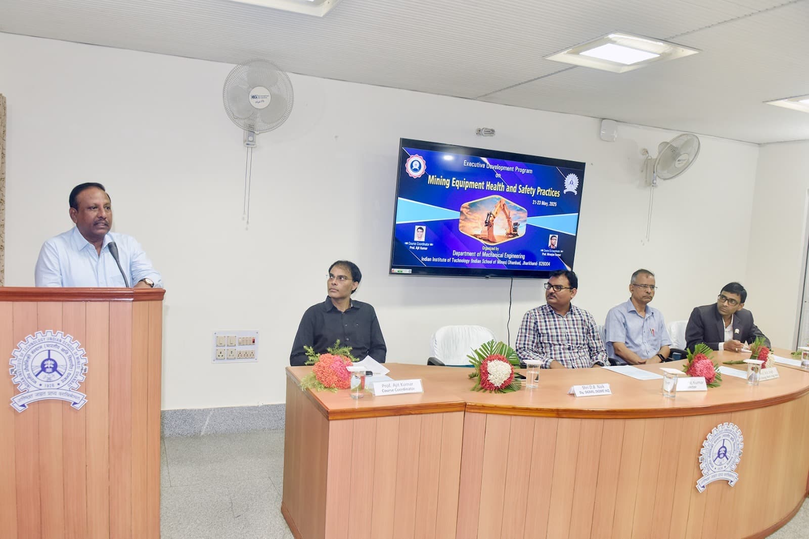 Dhanbad News : खनन में नयी तकनीकों का करें इस्तेमाल : डीडीएमएस