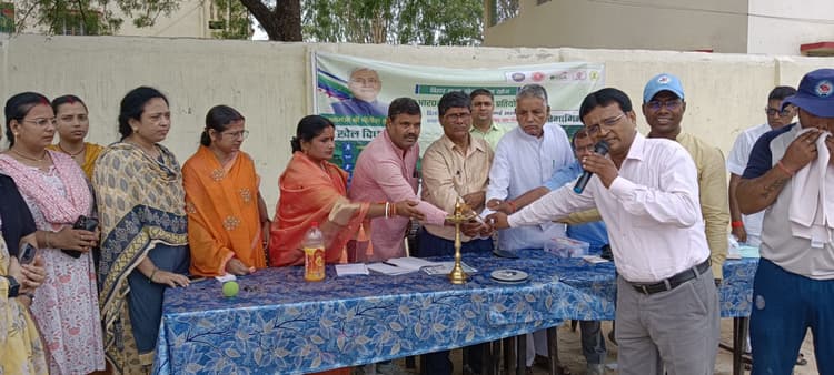 छात्र-छात्राओं ने खेलों में दिखाया दम-खम