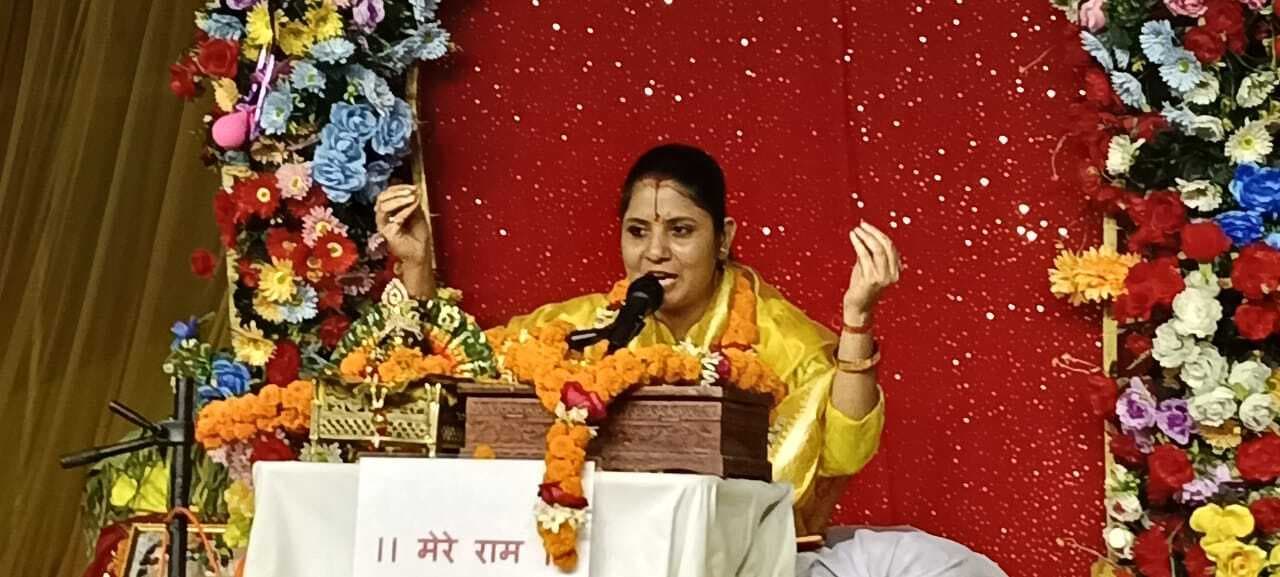 विकट परिस्थिति में भी सही मार्ग से नहीं भटकने वाला व्यक्ति पूज्य : गोविंदाचार्य