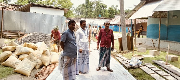 पीसीसी सड़क निर्माण शुरू होने पर जताया हर्ष