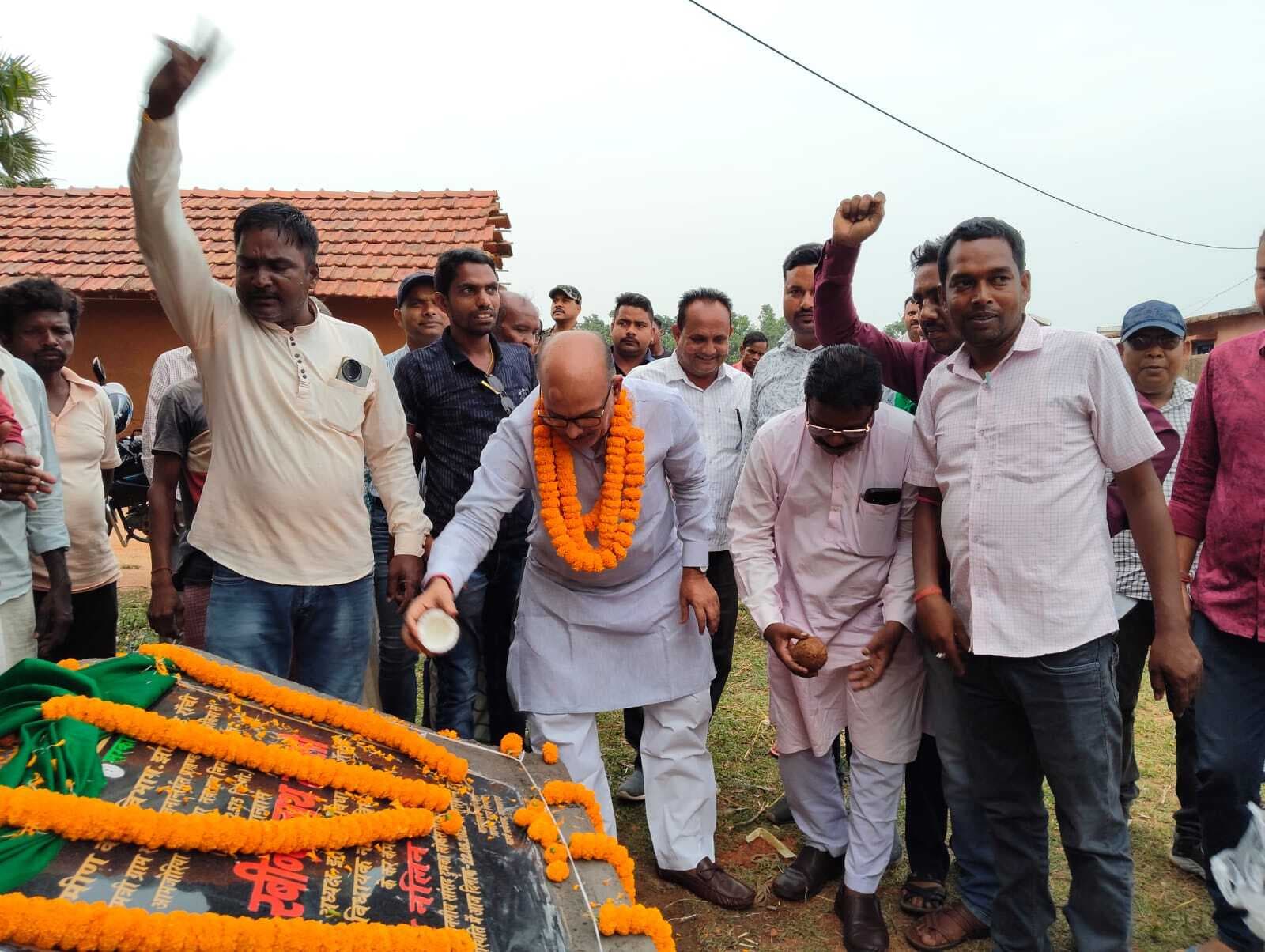 सरकार का प्रयास हर गांव को पक्की सड़क से जोड़ना है : स्पीकर