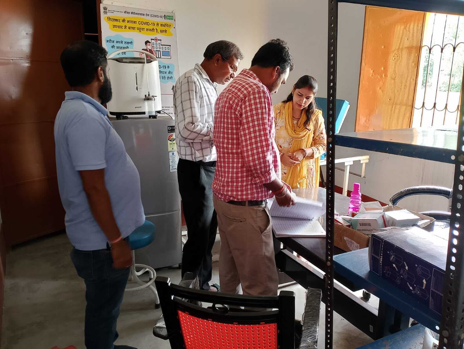 एमओआइसी ने सीएचसी में व्यवस्थाओं की कमी मिलने पर लगायी फटकार