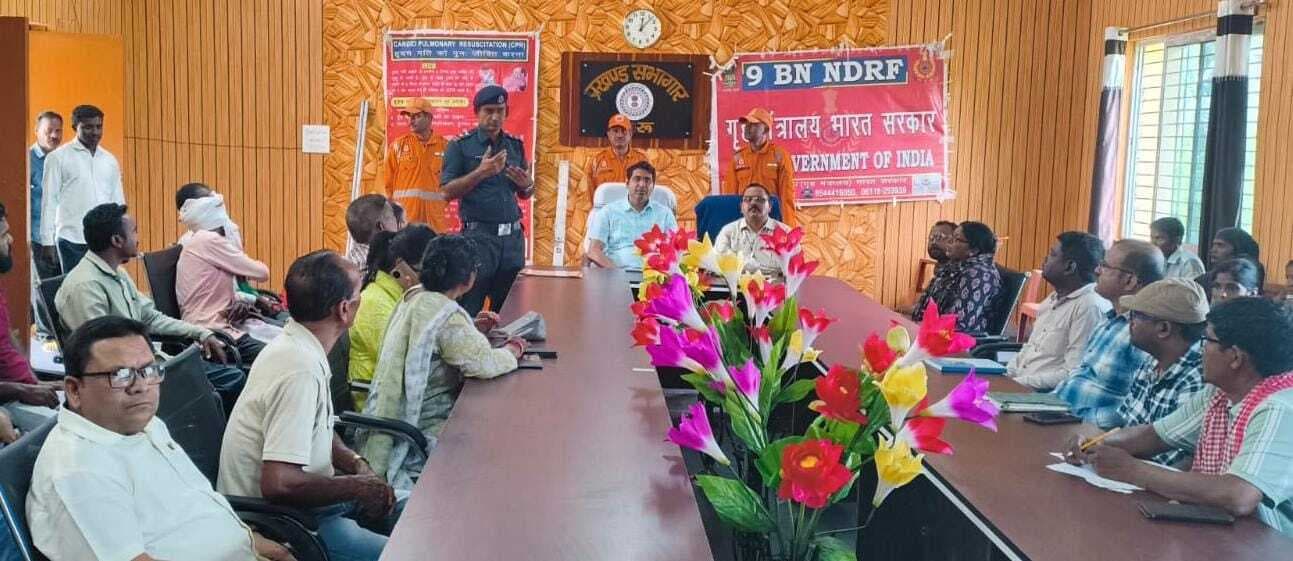 एनडीआरएफ ने आपदा से निपटने का दिया प्रशिक्षण