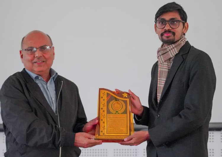 hajipur news. स्टार्टअप सेल चलाने में चकसिकंदर इंजीनियरिंग काॅलेज राज्य में अव्वल