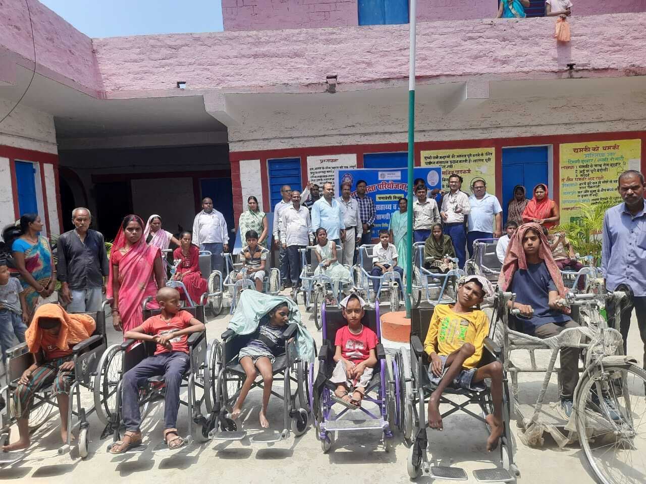 Samastipur News:प्रखंड संसाधन केंद्र में दिव्यांग बच्चों को मिला सहाय उपकरण