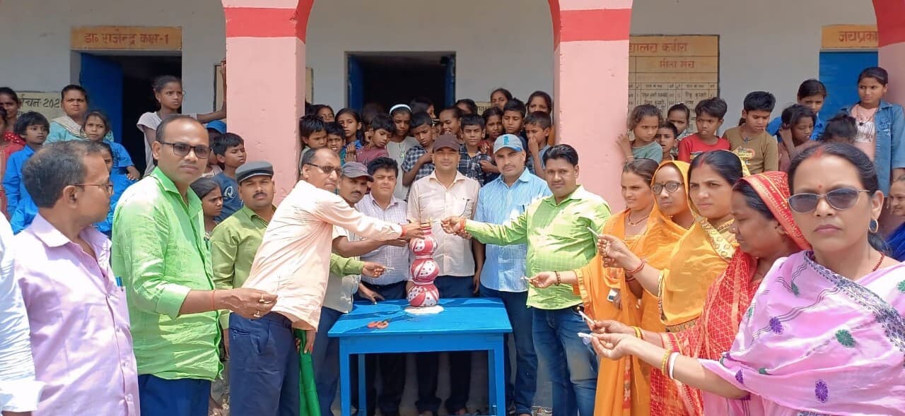 छात्राओं के बौद्धिक व शारीरिक विकास के लिए जरूरी है खेल - सुदर्शन गौतम