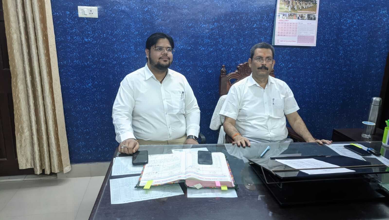 नये सदर एसडीओ श्रेयांस तिवारी ने किया पदभार ग्रहण