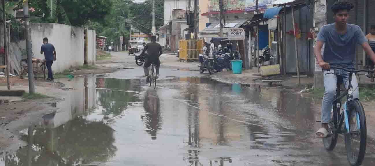 प्री मानसून के कारण मौसम में आया बदलाव, आज बने हैं बारिश के आसार