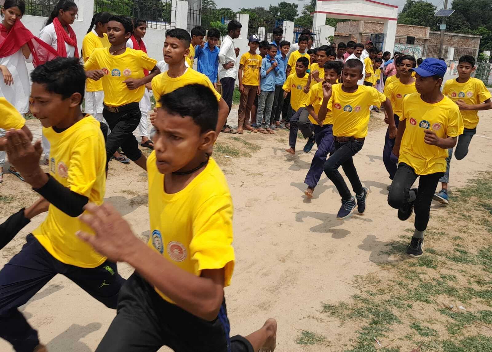 बच्चों में बौद्धिक विकास के साथ-साथ शारीरिक विकास पर दे ध्यान