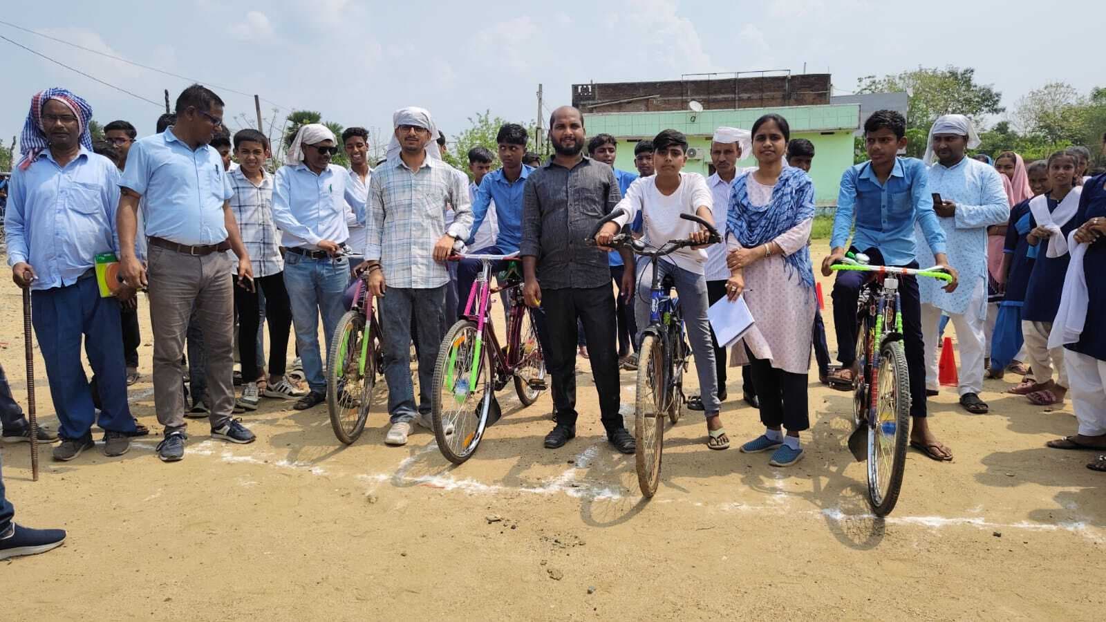 अंडर-16 बालिका में प्लस टू उच्च विद्यालय मैगरा विजेता