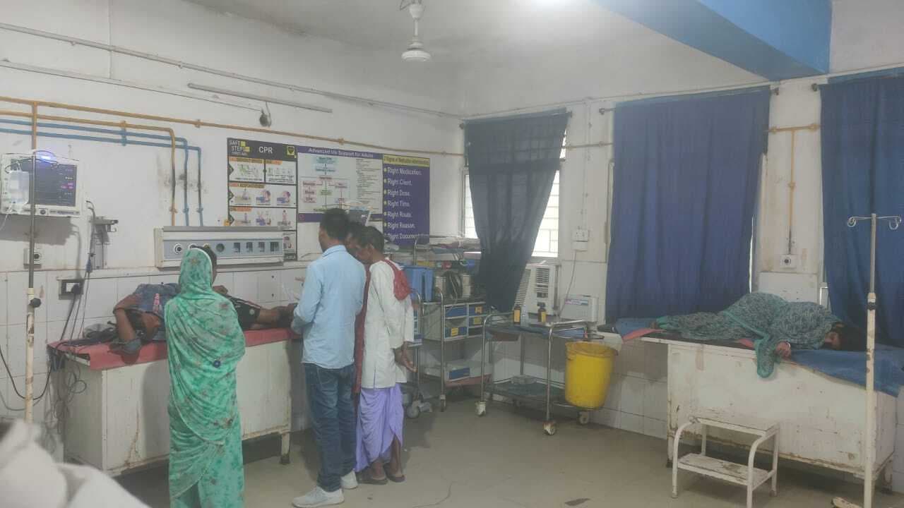 आपसी विवाद में मारपीट, चार घायल