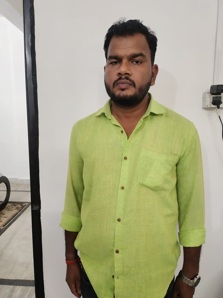 सैलरी रिलीज करने के नाम पर पांच हजार रिश्वत लेते पोस्टल सहायक को सीबीआई ने किया गिरफ्तार