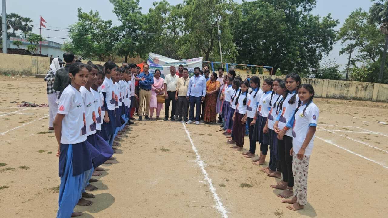 खेलकूद प्रतियोगिता में दिखा बच्चों का उत्साह